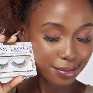 GLAMOUR QUEEN GLAM LASHES Naked Natural