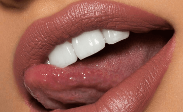 Are You Applying Your Matte Lipstick Correctly?